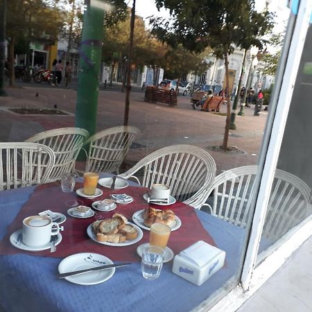 Hotel Touring Club Trelew Eksteriør billede