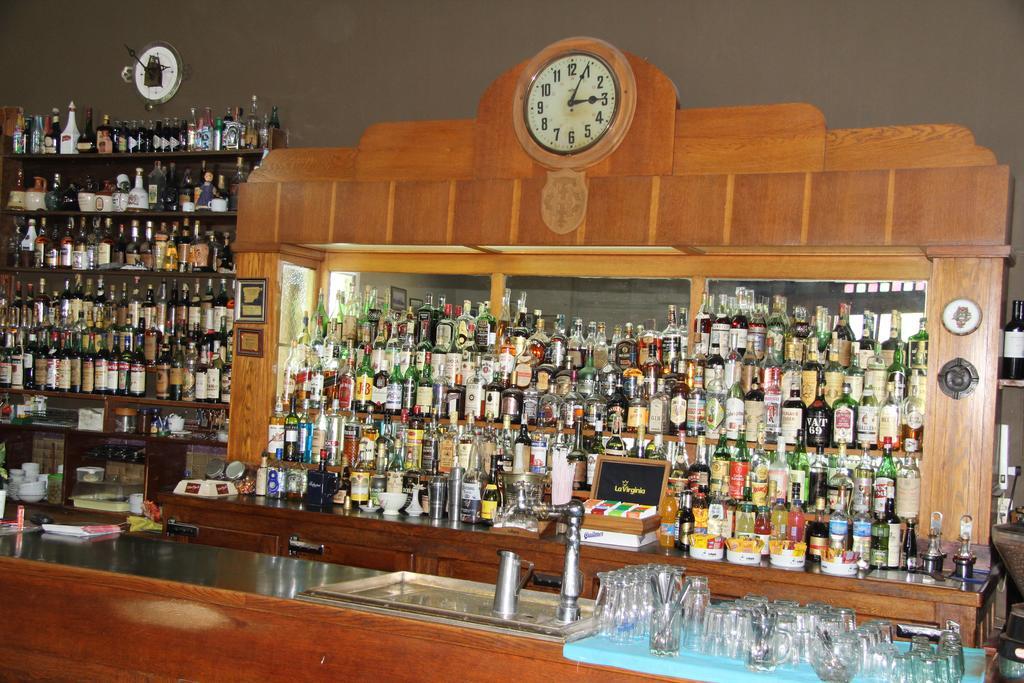 Hotel Touring Club Trelew Eksteriør billede