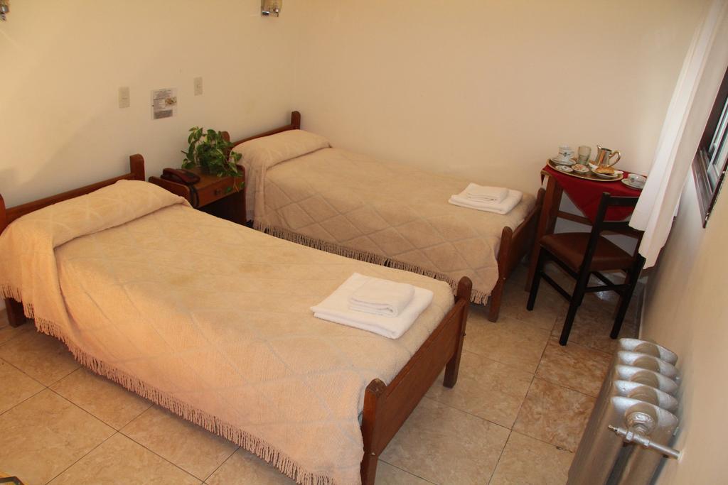 Hotel Touring Club Trelew Eksteriør billede