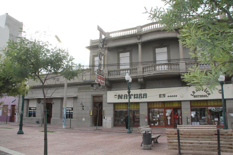 Hotel Touring Club Trelew Eksteriør billede