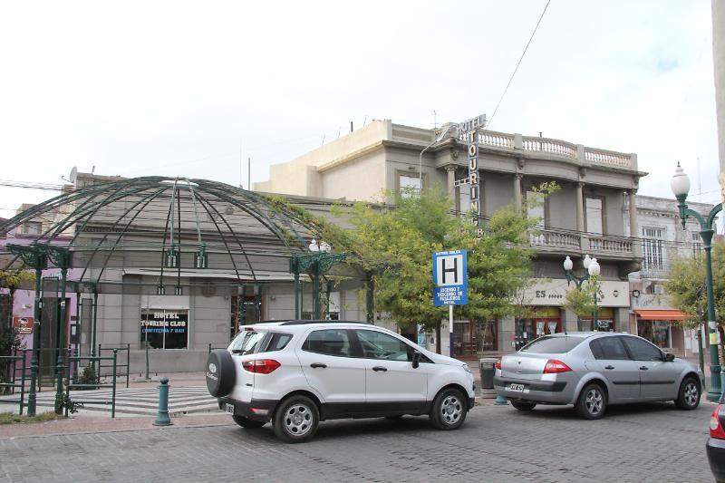 Hotel Touring Club Trelew Eksteriør billede