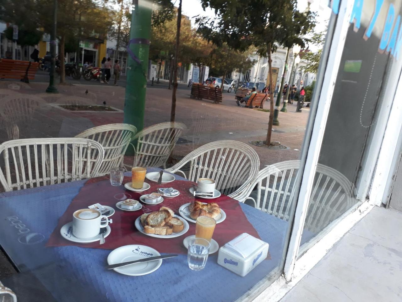 Hotel Touring Club Trelew Eksteriør billede